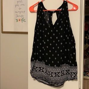 ✨Old navy tank top✨